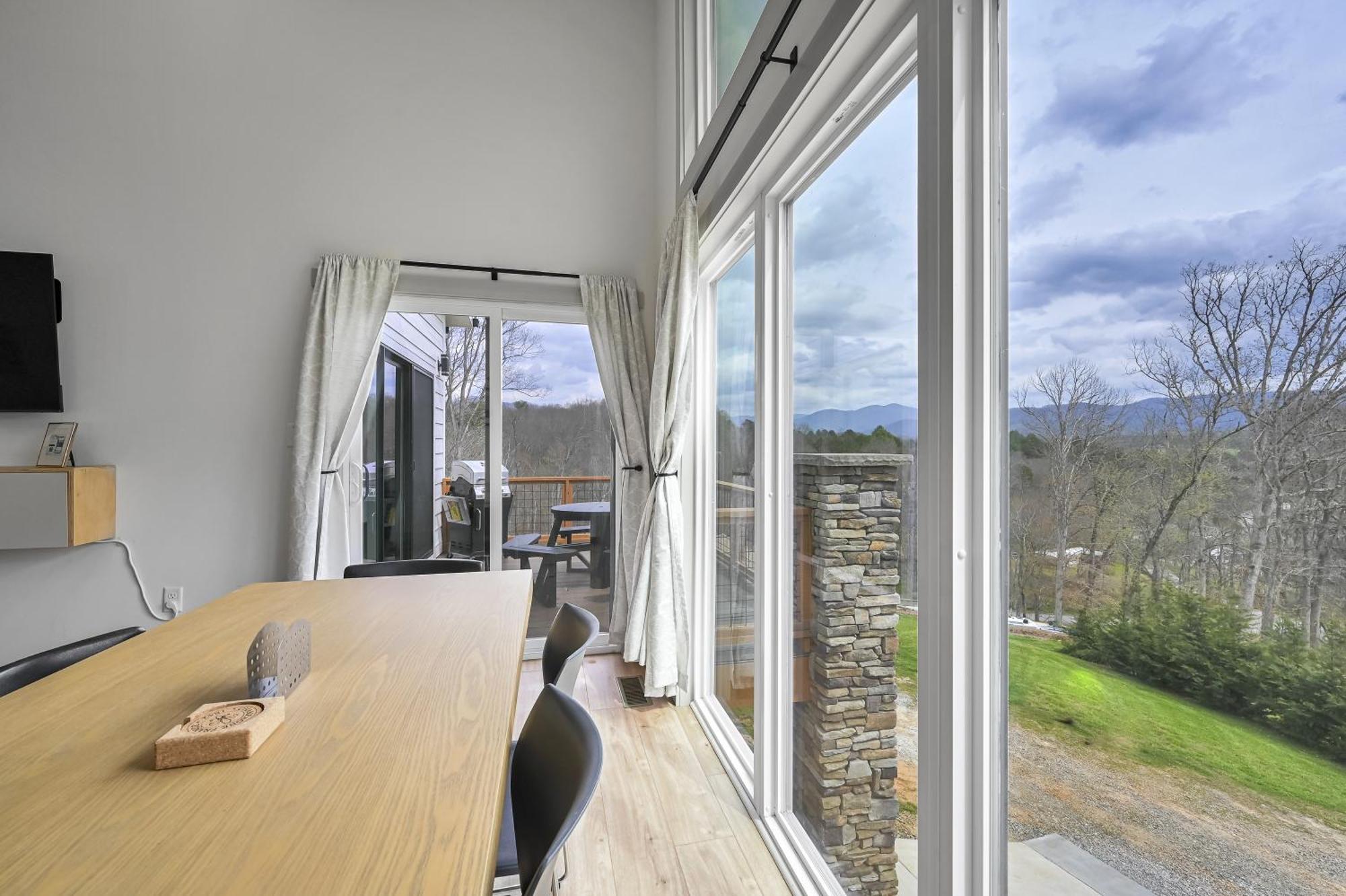 Villa Mon Trèsor, Modern Mountain Views with deck Weaverville Esterno foto